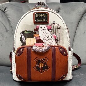 Loungefly Harry Potter Backpack - White and Brown with Owl Design